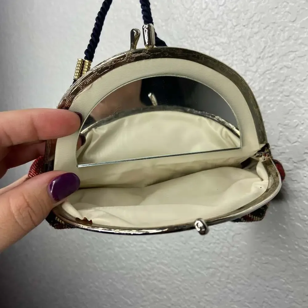 Vintage Textured Fabric Clutch - Picture 5 of 6